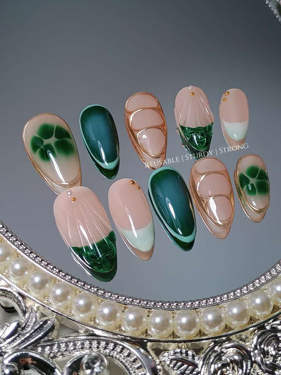 Classic Green Blooming Flower with Golden Chrome Nails