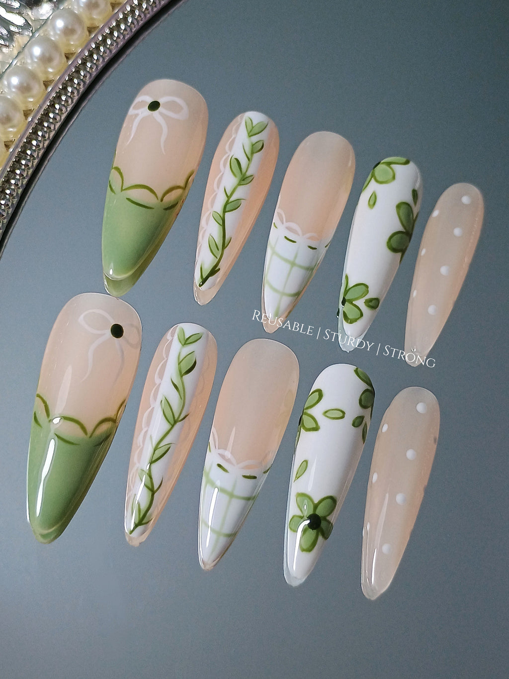 Long Sage Green Leaf