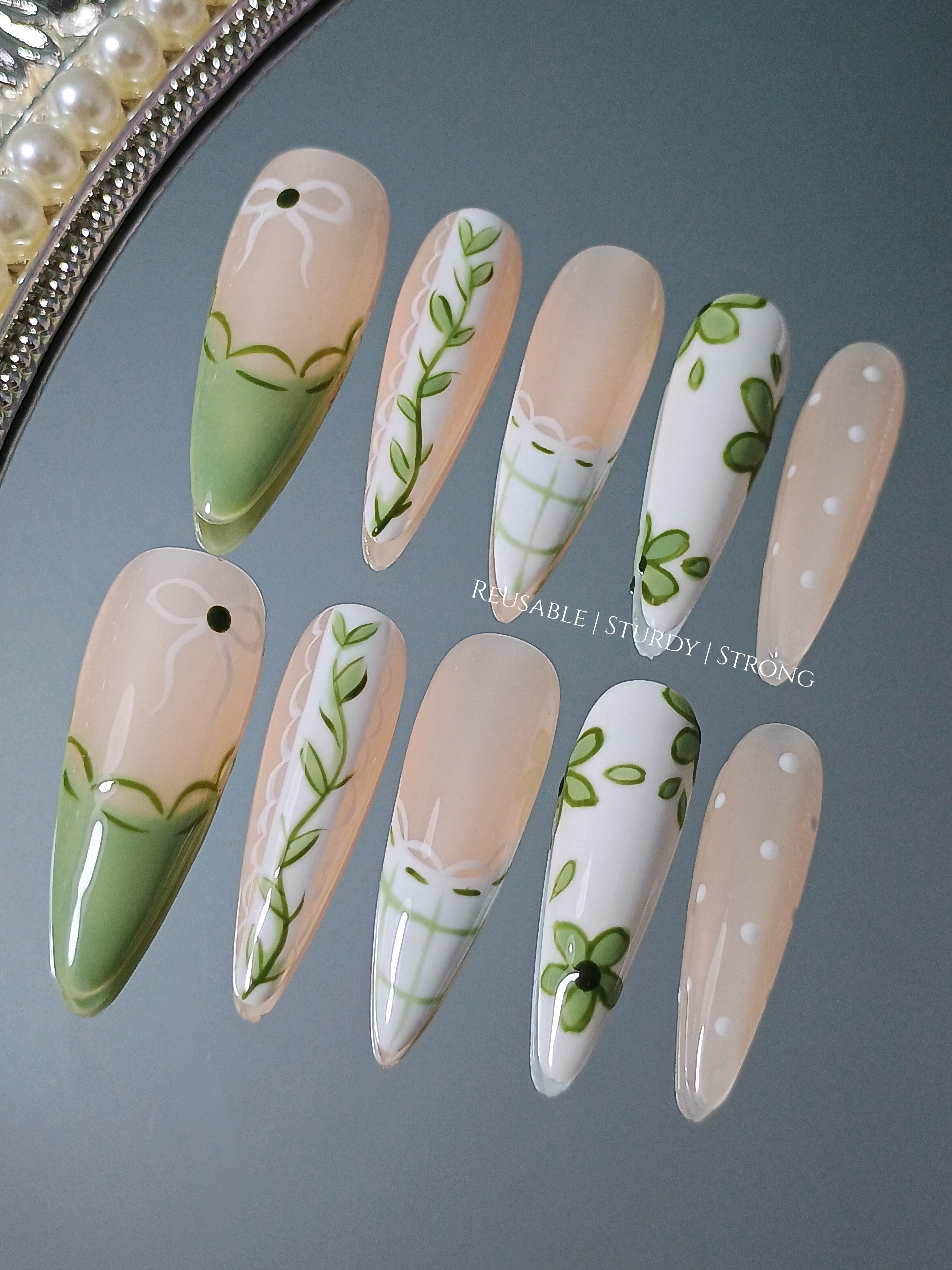 Long Sage Green Leaf