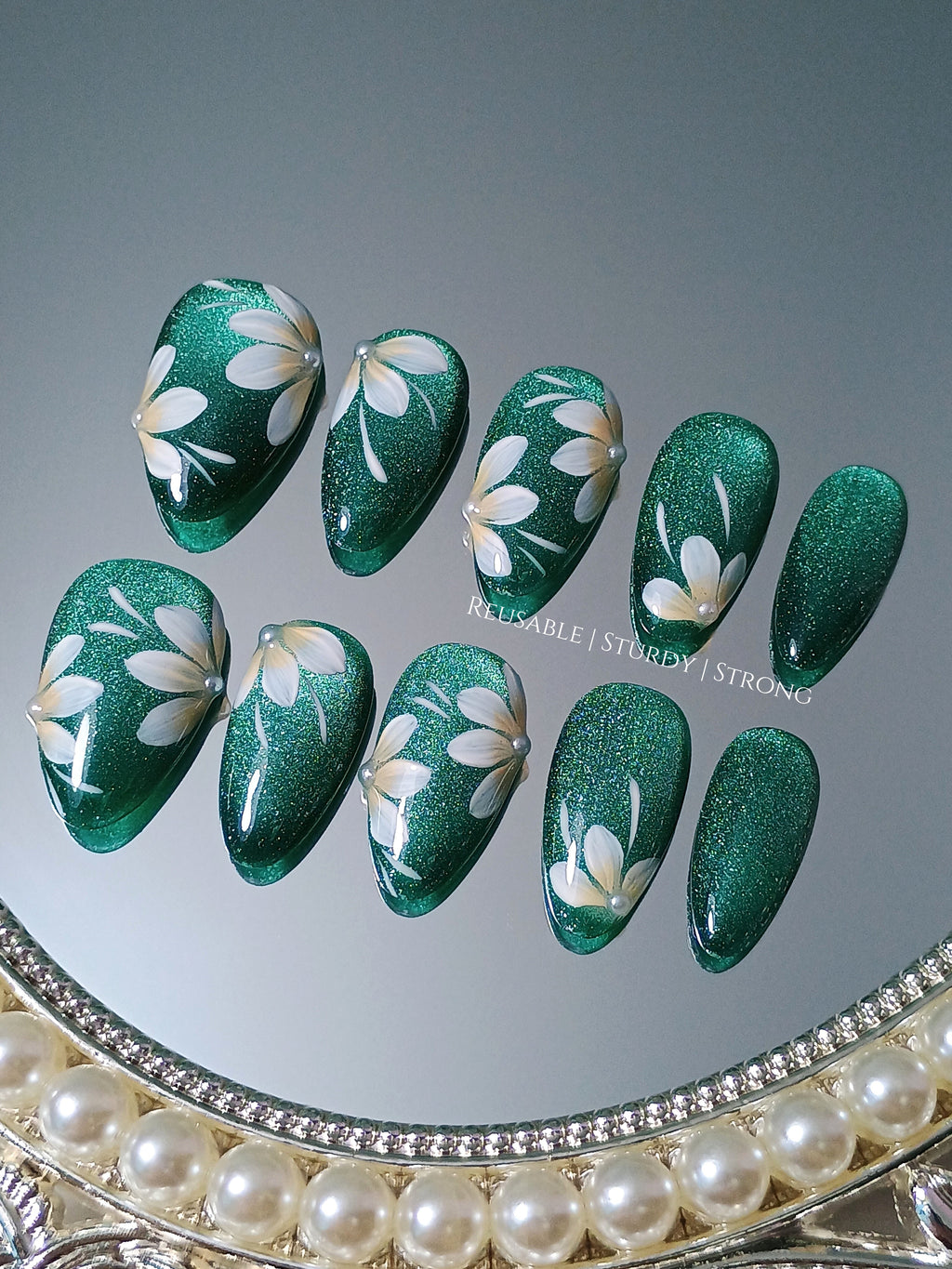 Fragrance of Memories and Magic