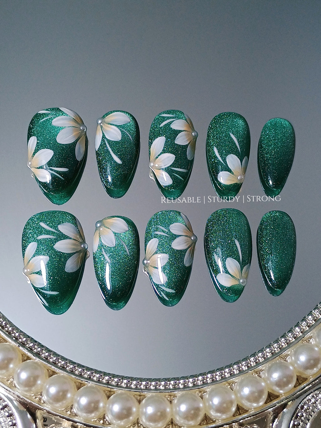 Fragrance of Memories and Magic