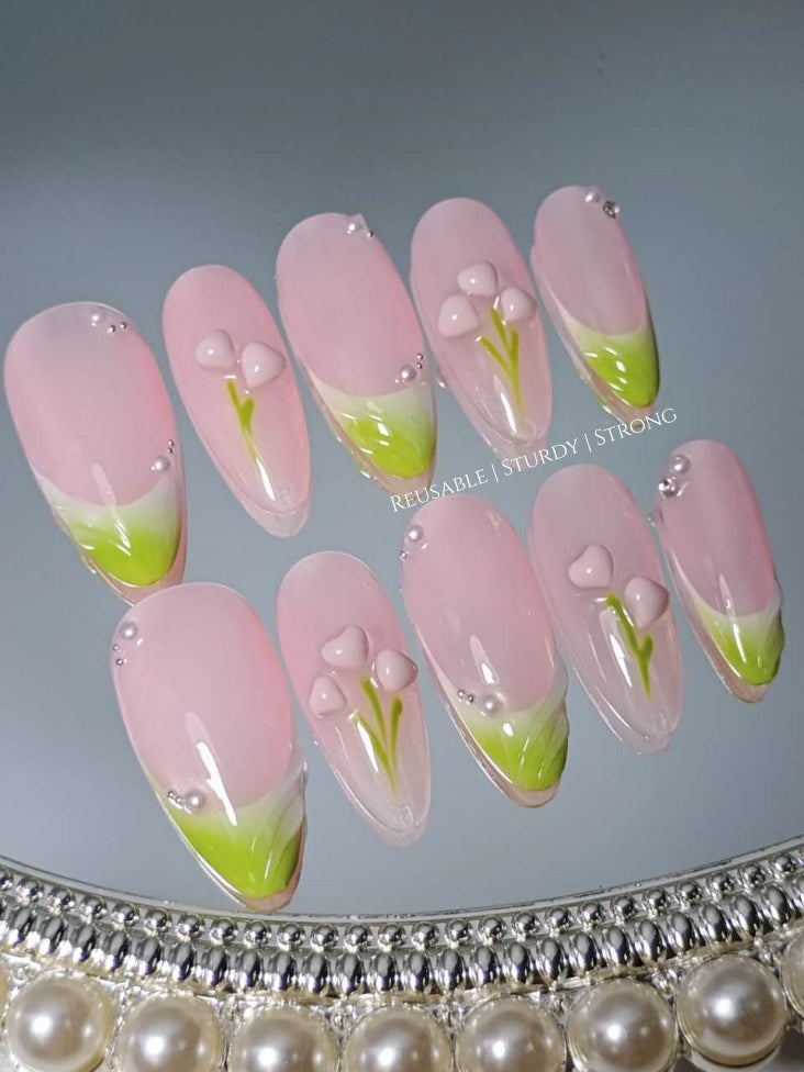 Heart Leaf and Swirl French