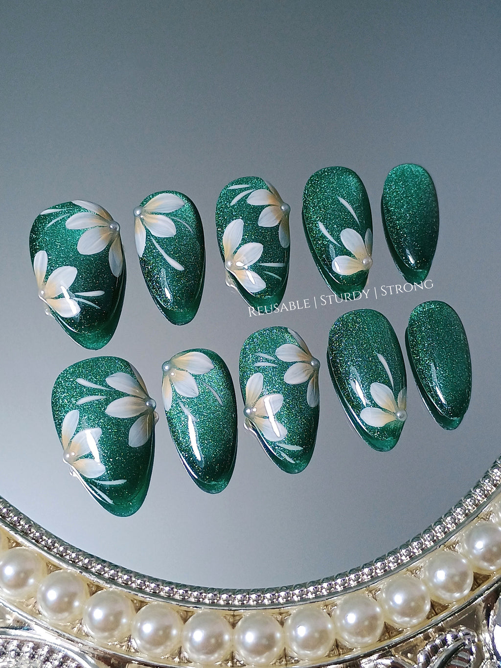 Fragrance of Memories and Magic