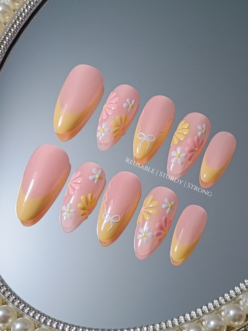 Pastel Blooming Daisy Petals