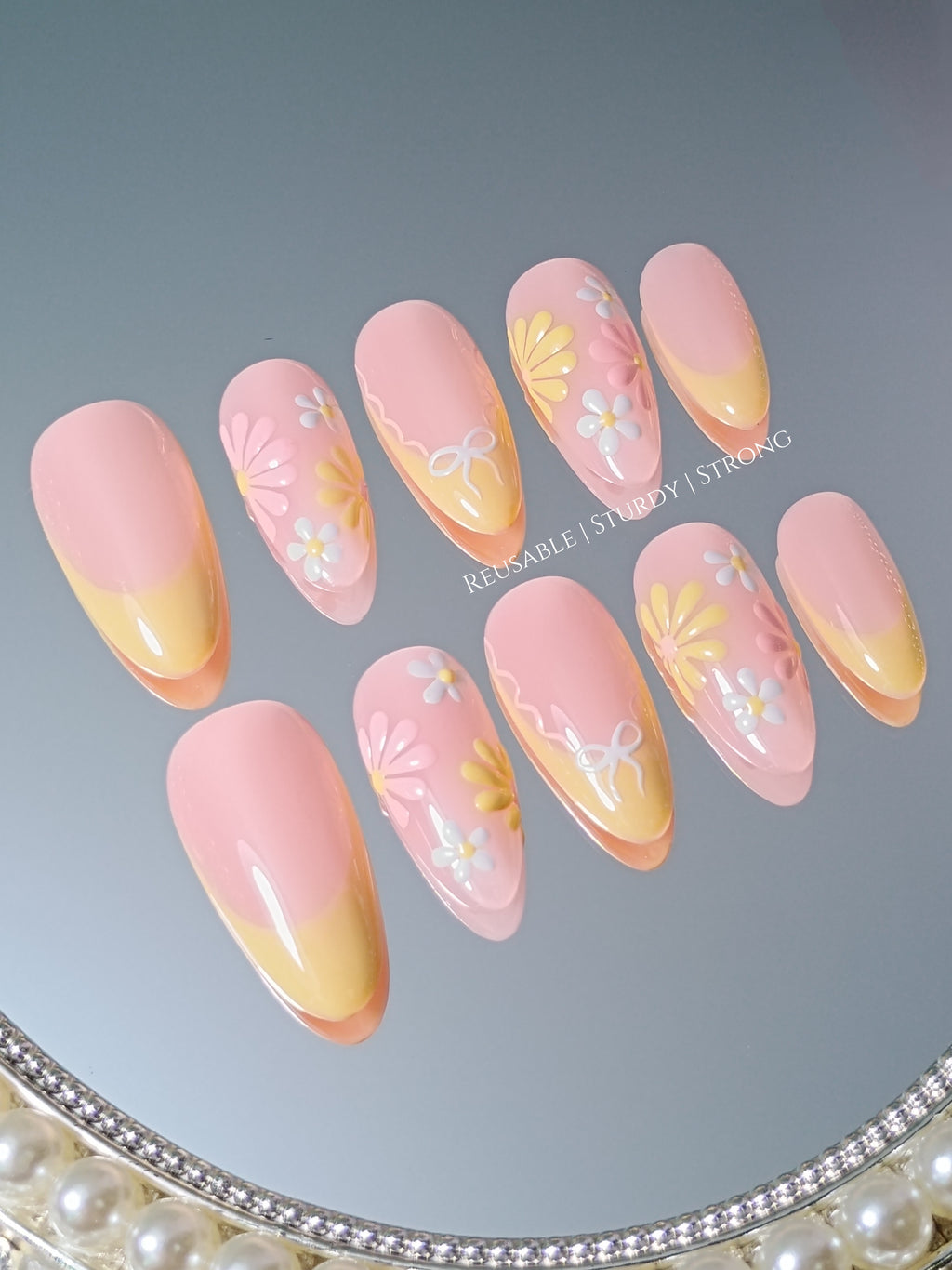 Pastel Blooming Daisy Petals