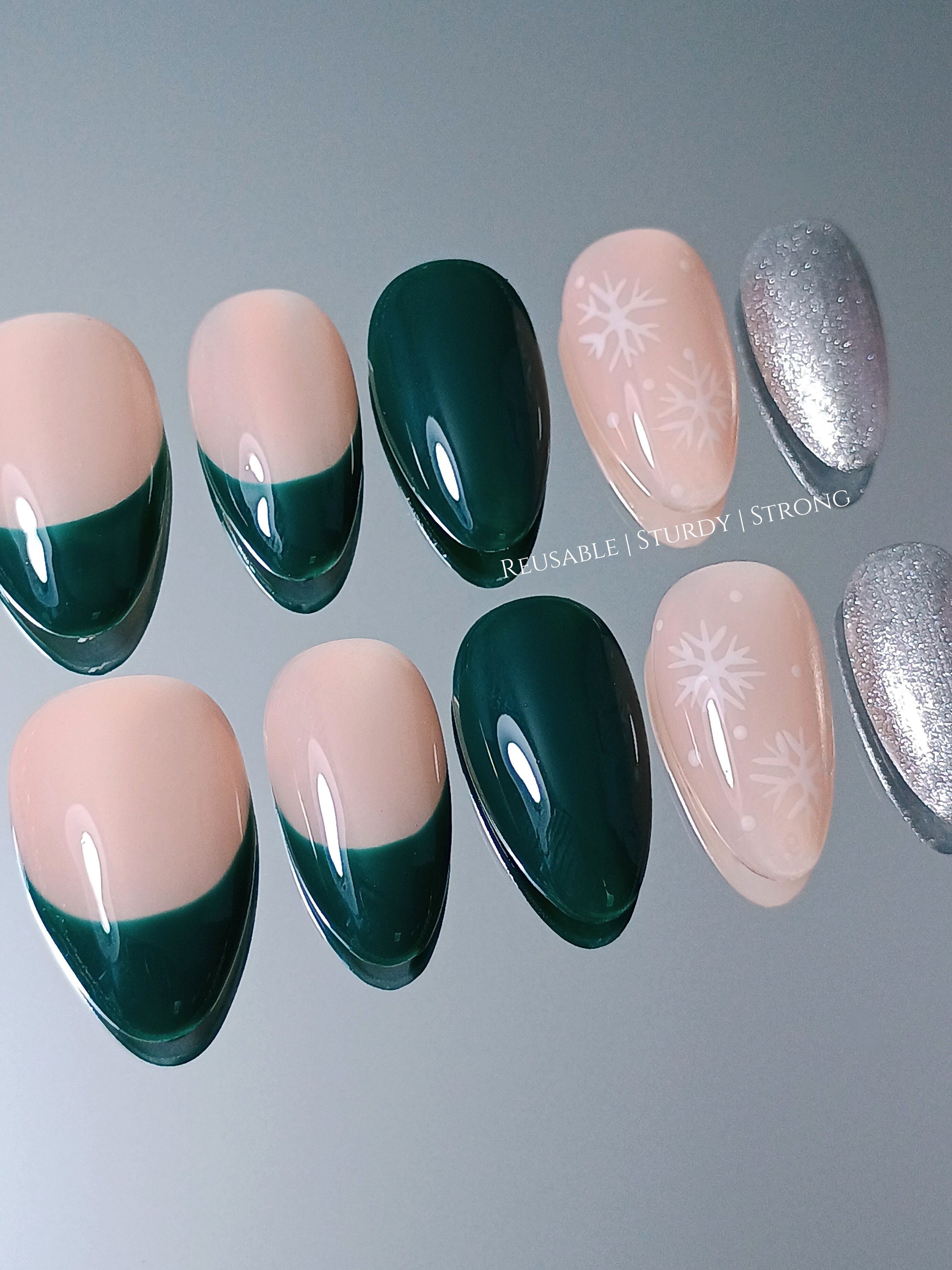 Emerald Holly Holiday