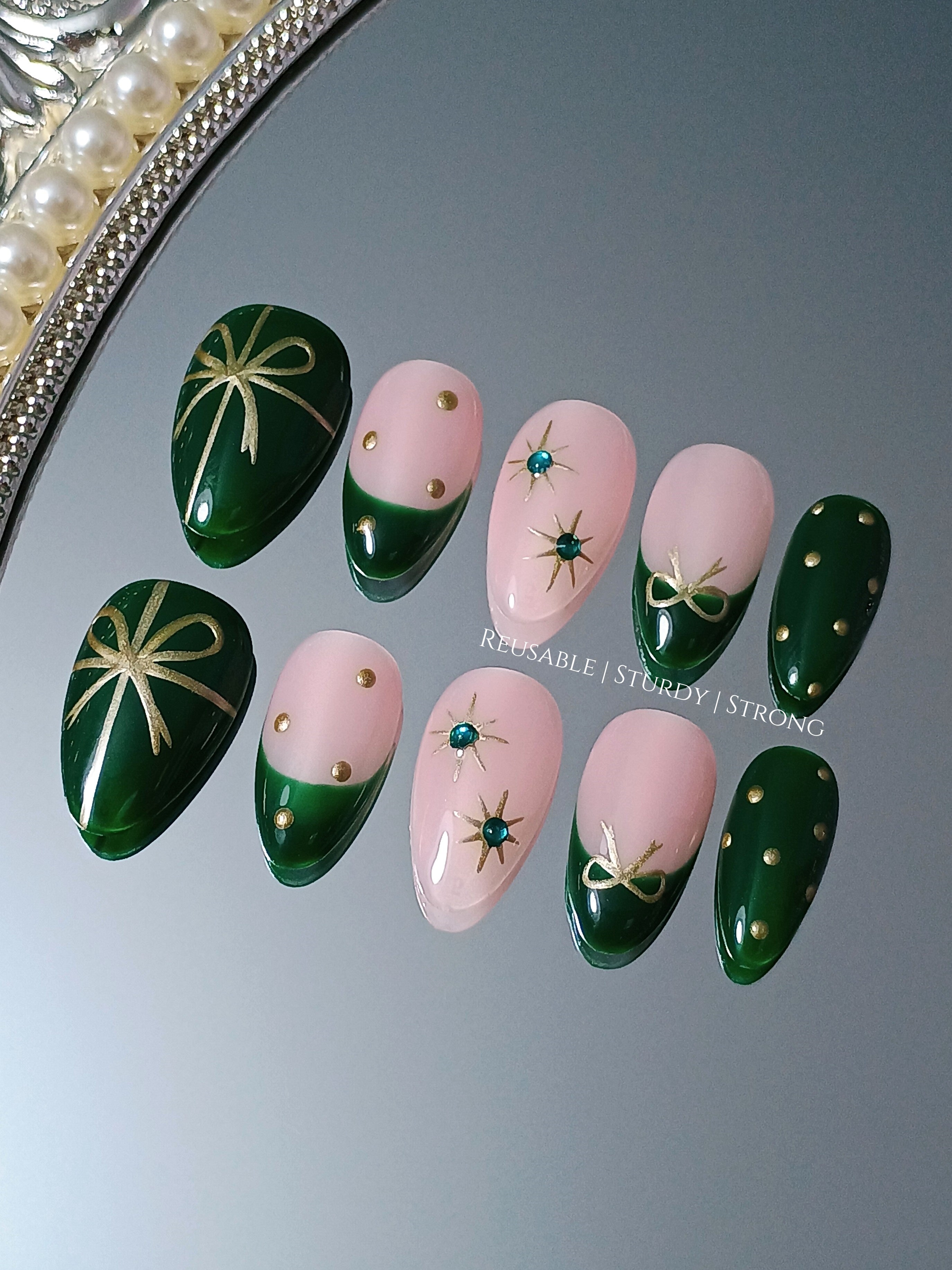 Classic Green Christmas Glossy