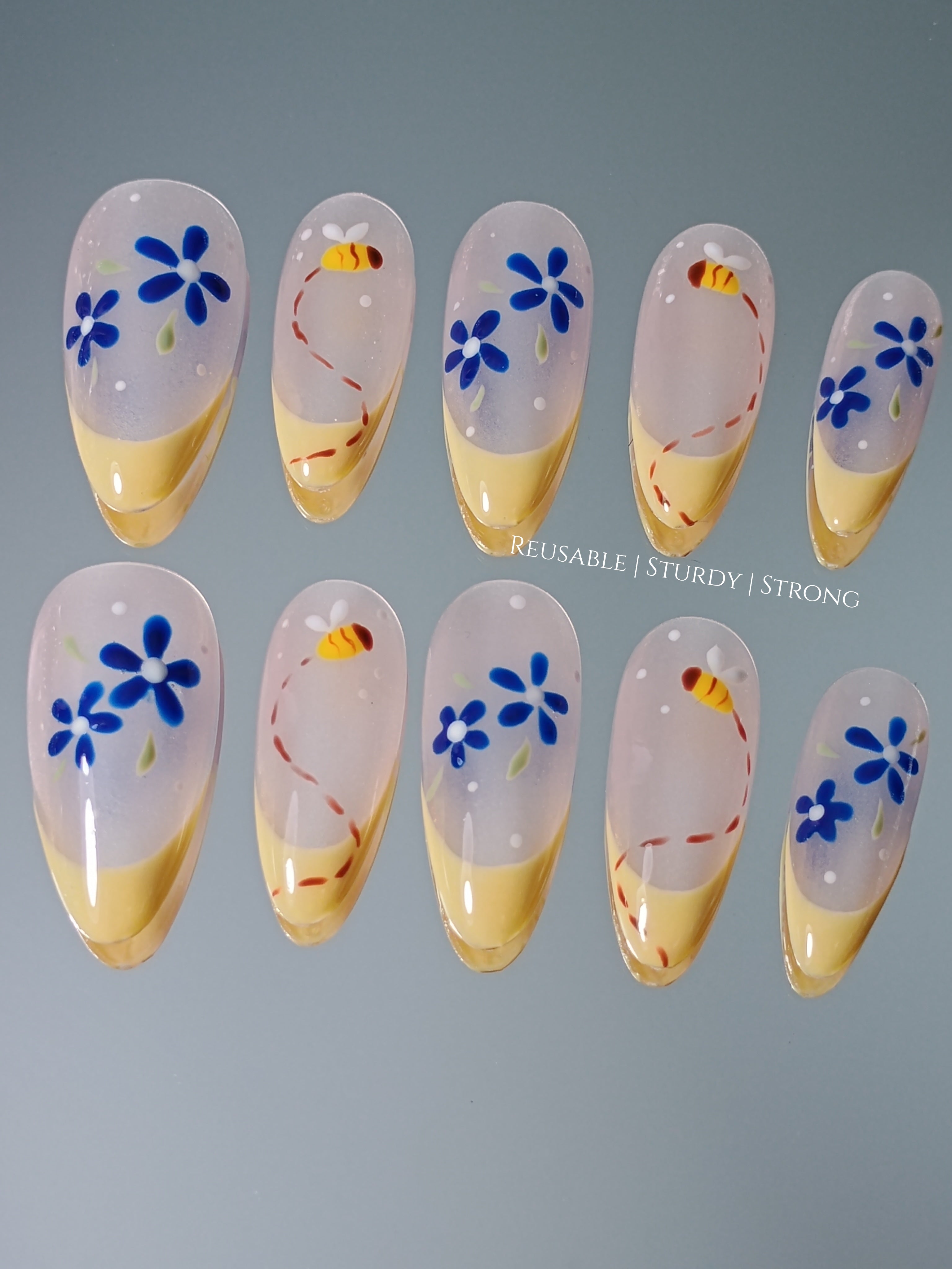 Adorable Bumble Bee On Daisy