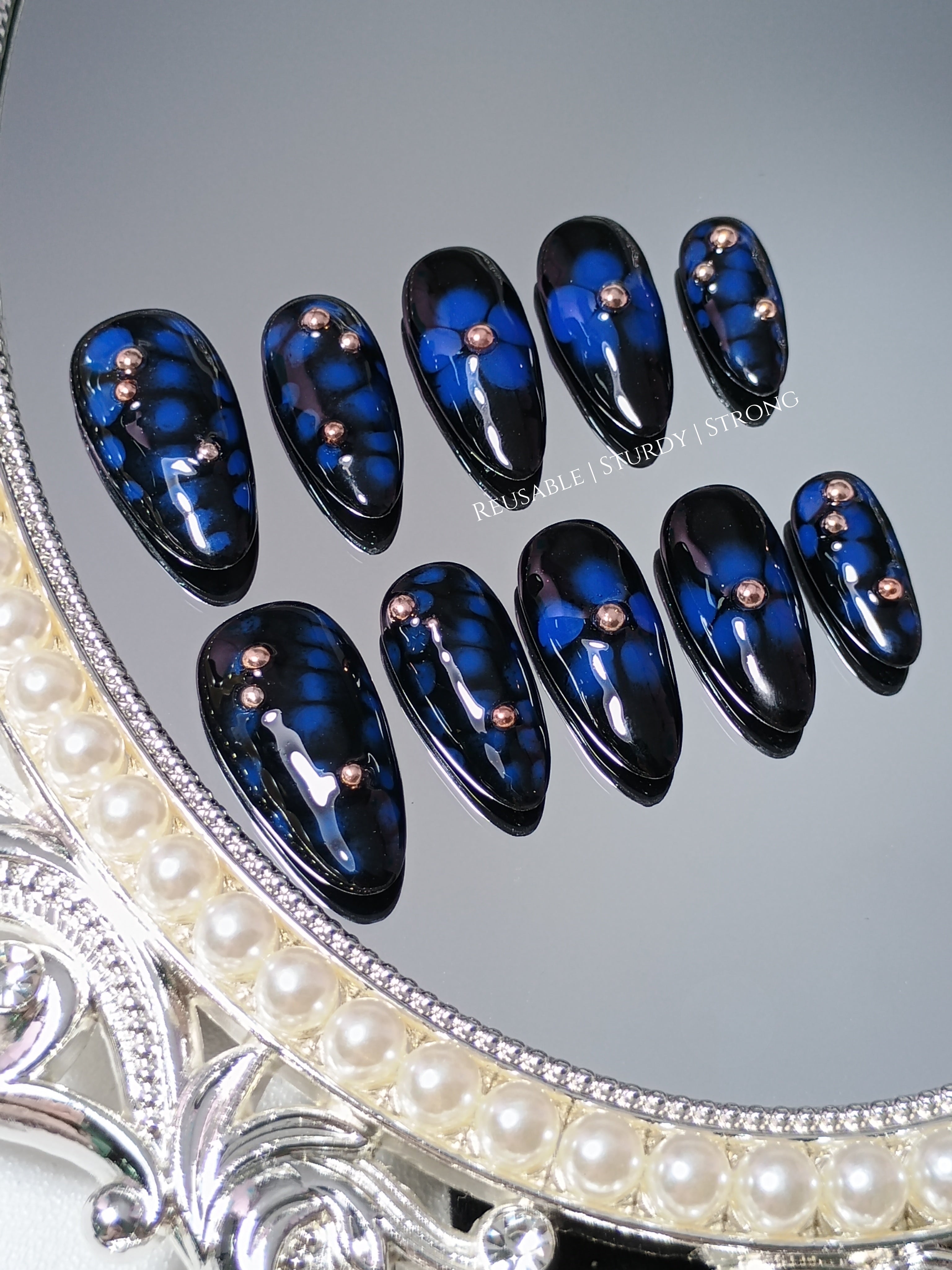 Vintage Desire Reusable Nails