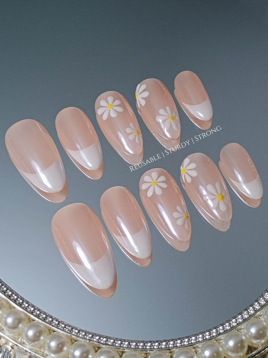 Dainty daisy donut glazed nail art