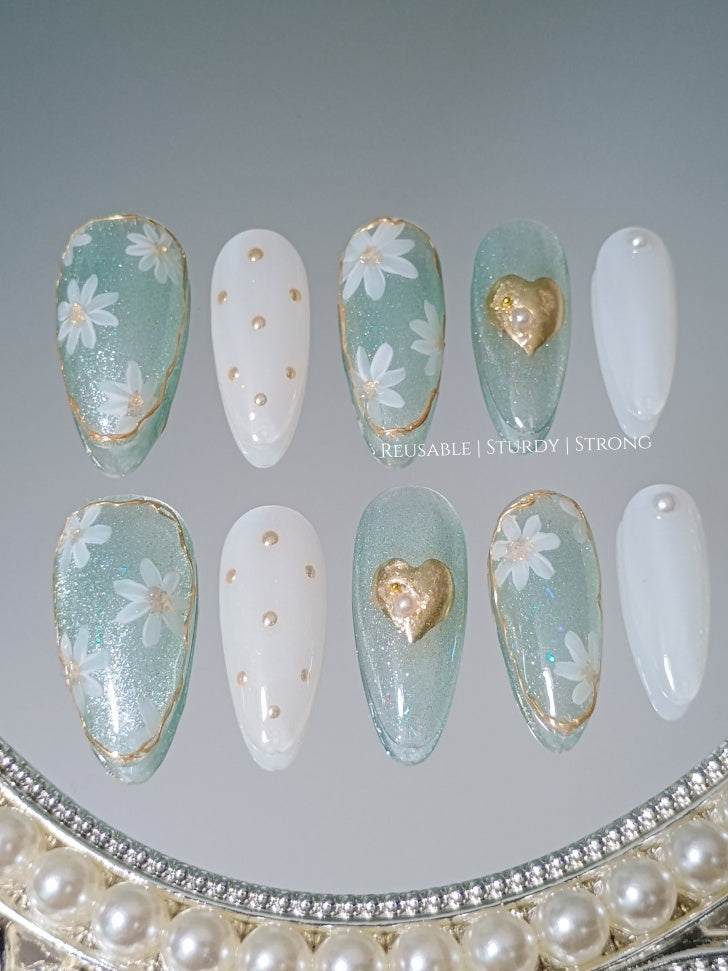 Aesthetic Daisy Blossom