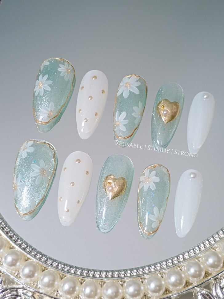 Aesthetic Daisy Blossom