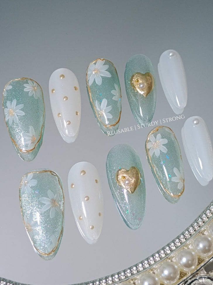 Aesthetic Daisy Blossom