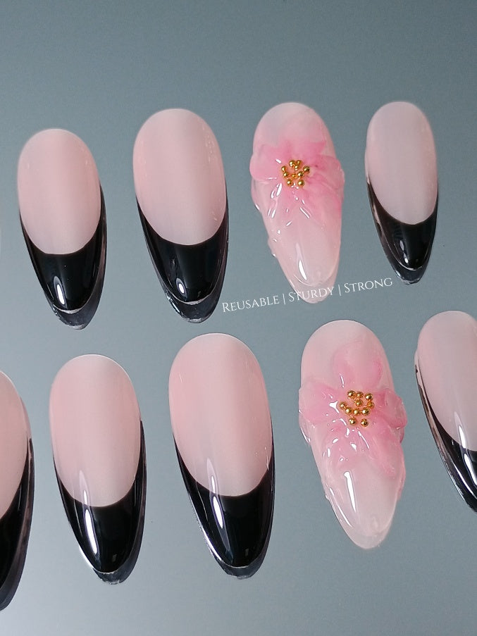 2 colours available) Aesthetic Floral French Tips | White Black French Nails