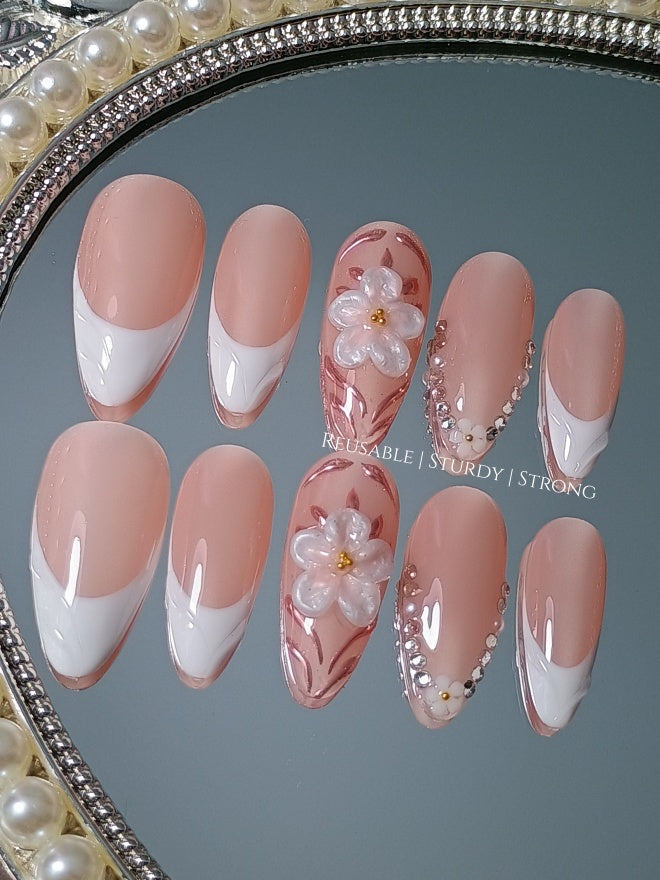 Elegant Floral with Edged Little Diamonds