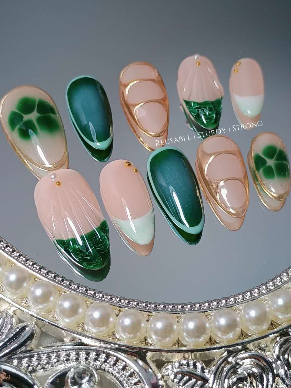 Classic Green Blooming Flower with Golden Chrome Nails