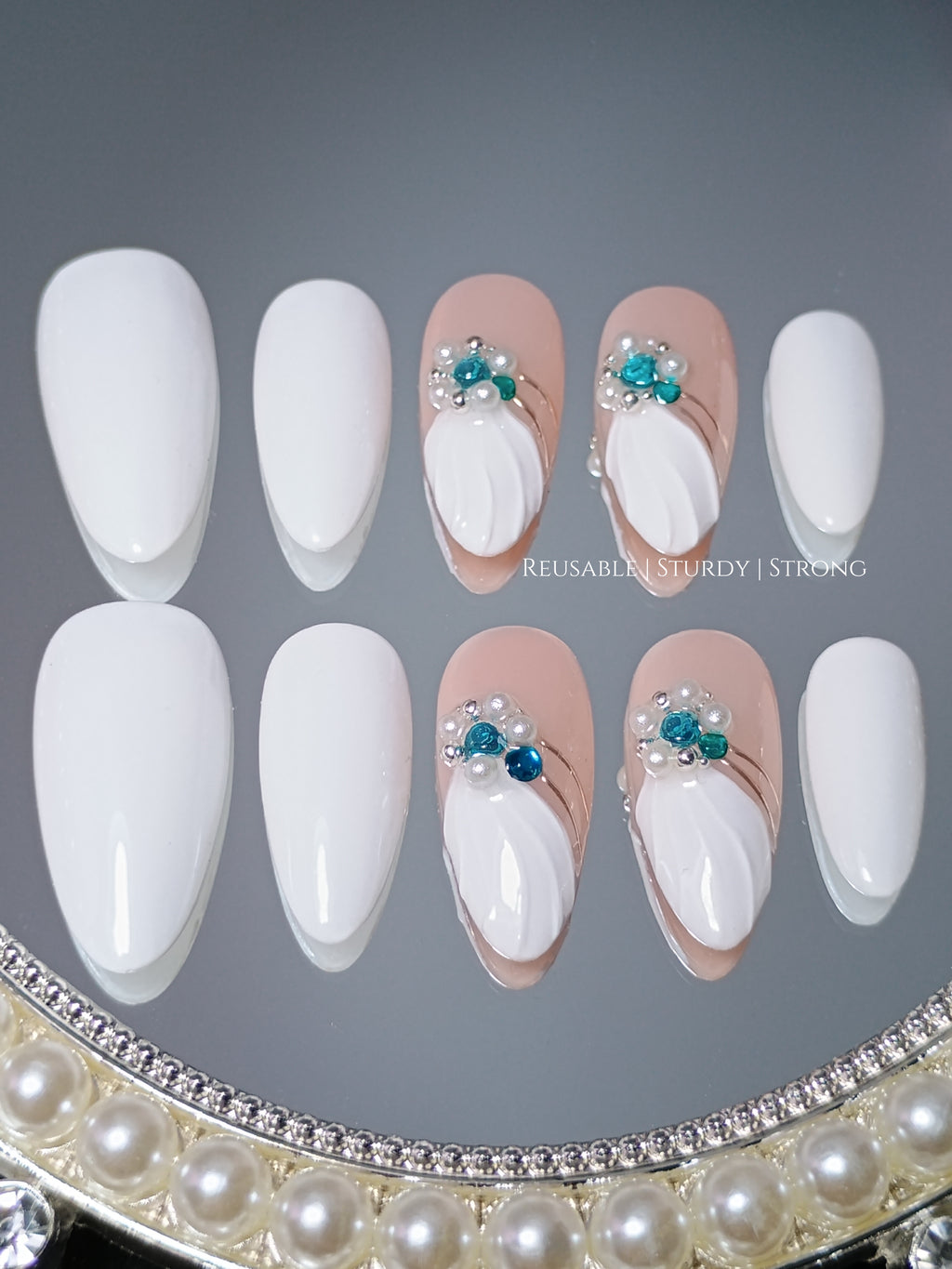 Pure White and Ocean Blue Diamonds