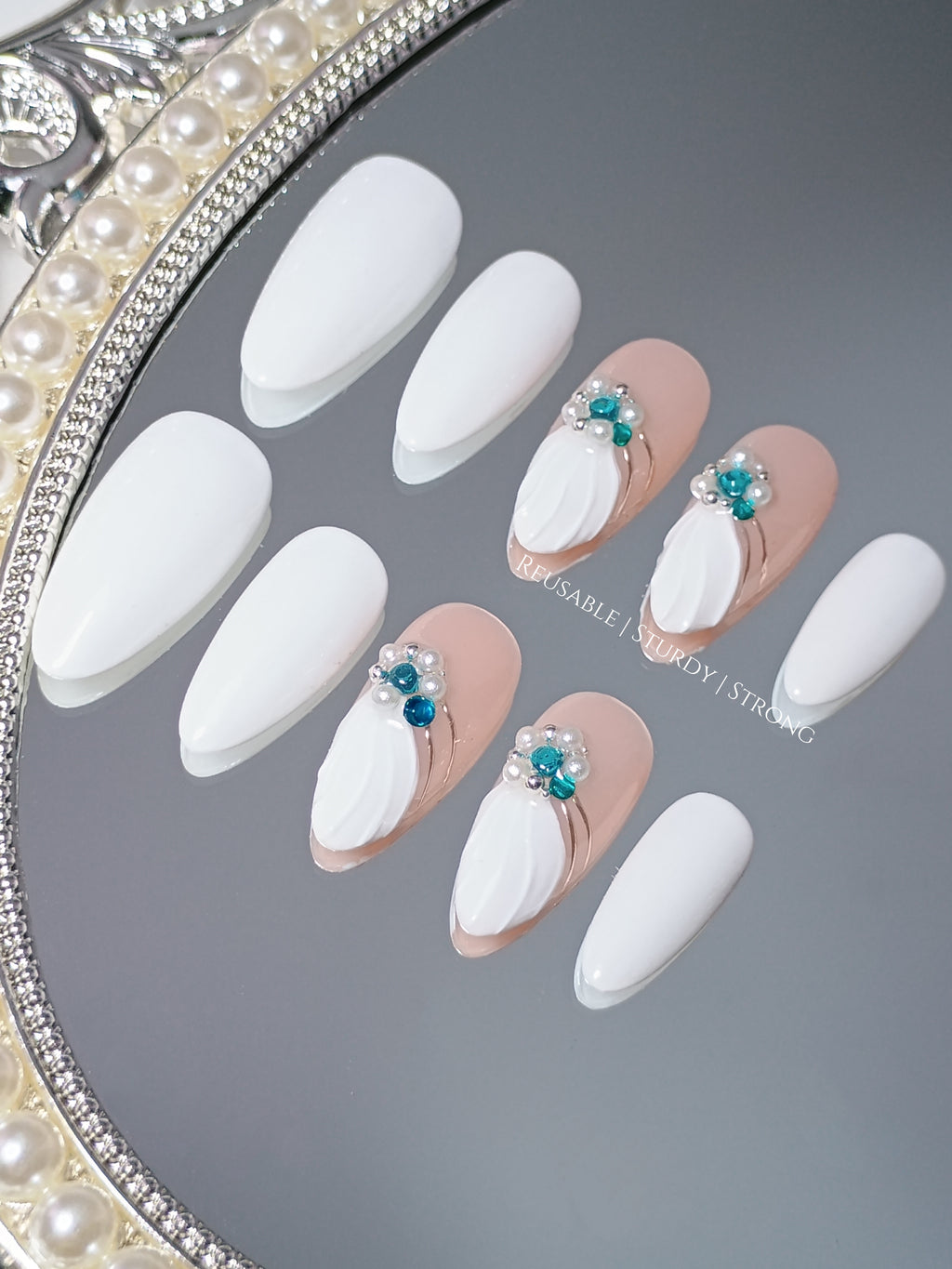Pure White and Ocean Blue Diamonds