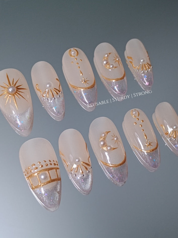 Mystical Celestial Palace | Sparkling Soft Purple Cat Eye